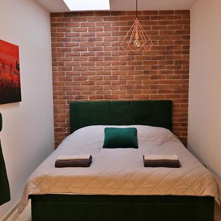 Apartament W Samym Centrum Jeleniej Gory Jelenia Góra Exterior foto